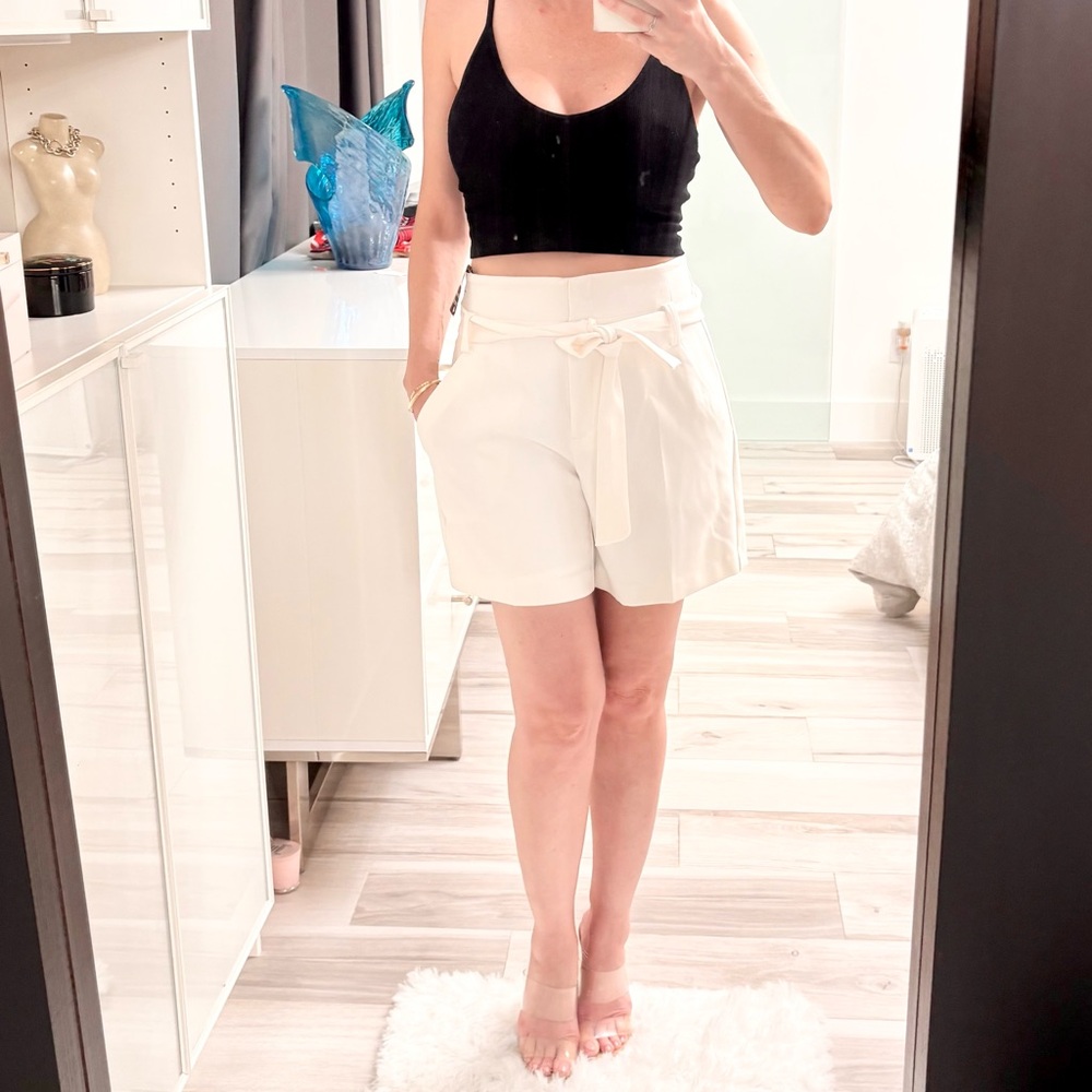 NWT NY & Co White Women's Shorts